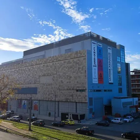 Chic Urban Retreat Steps From Museum Of Cont. Art! *